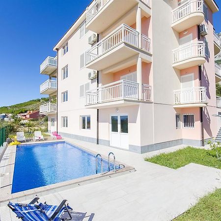 Apartments Seaview Тучепи Экстерьер фото