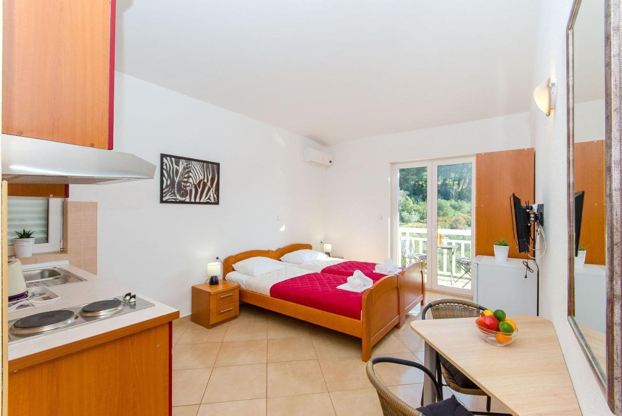 Apartments Seaview Тучепи Экстерьер фото