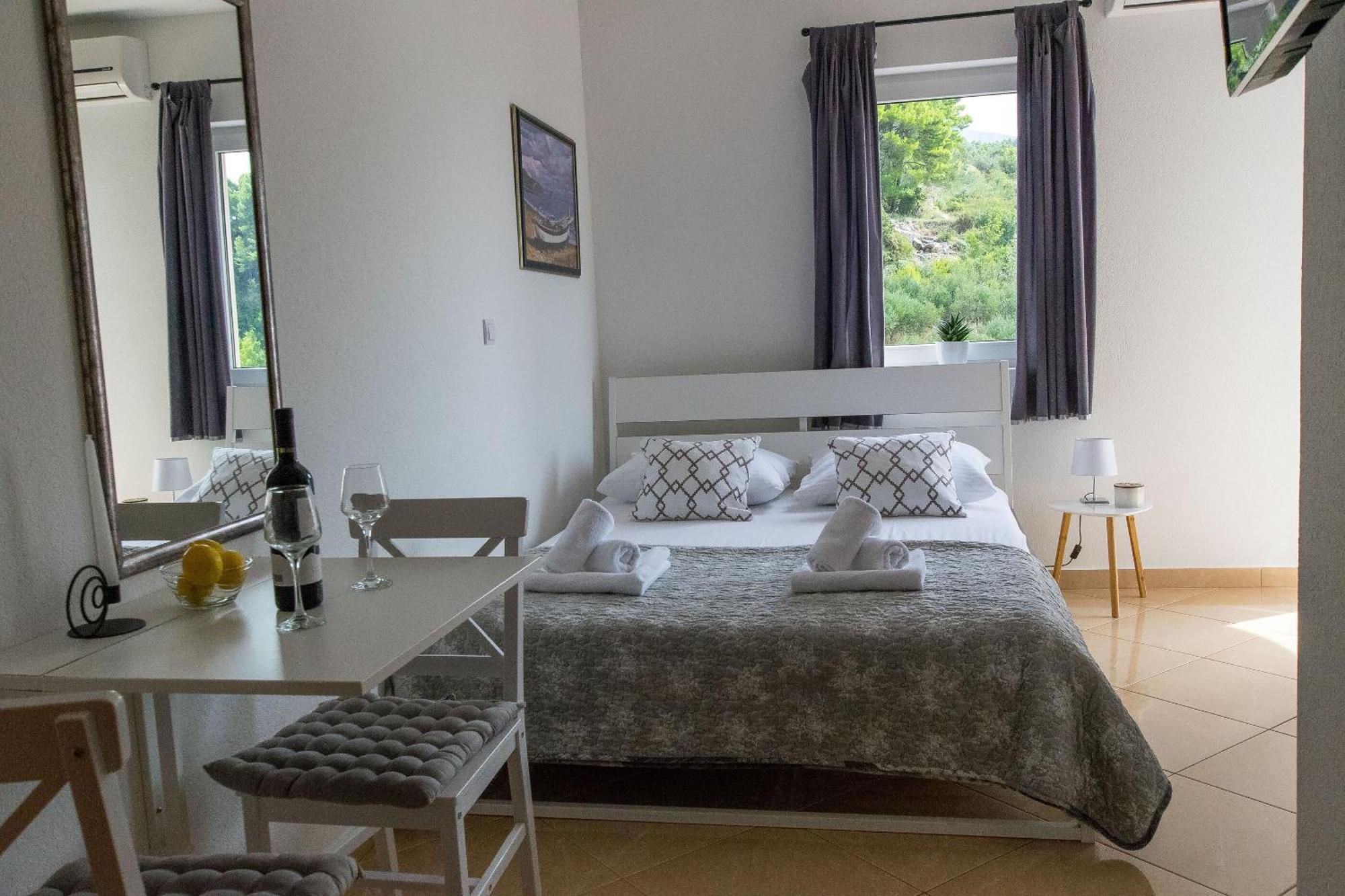 Apartments Seaview Тучепи Экстерьер фото