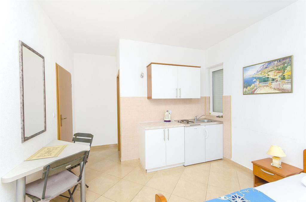 Apartments Seaview Тучепи Экстерьер фото