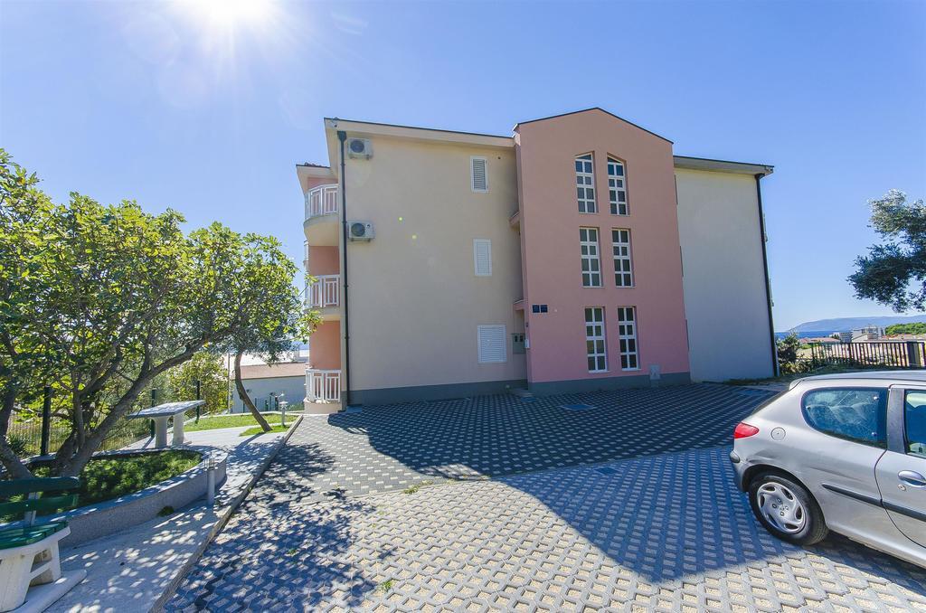 Apartments Seaview Тучепи Экстерьер фото